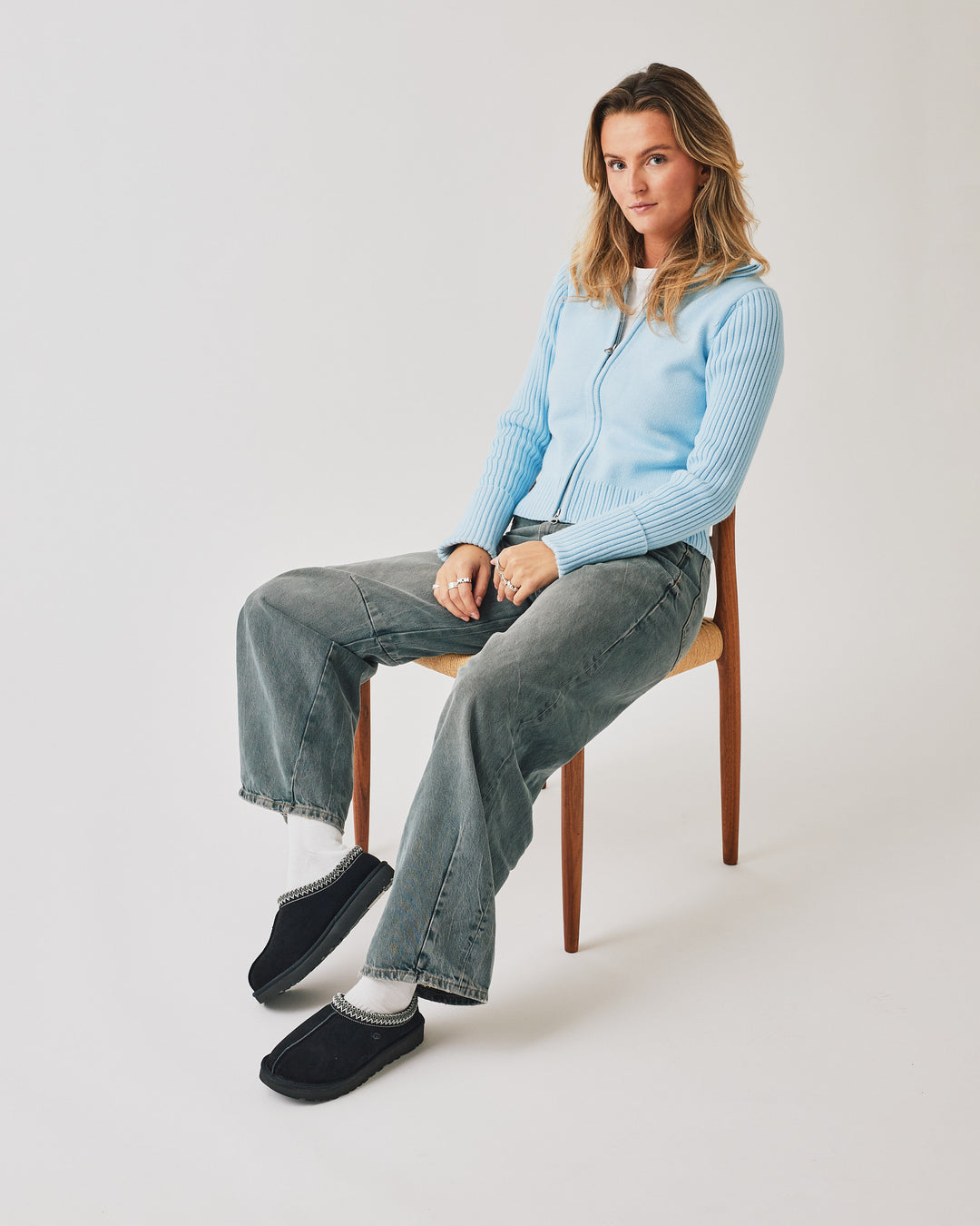 Tasman Slipper Black