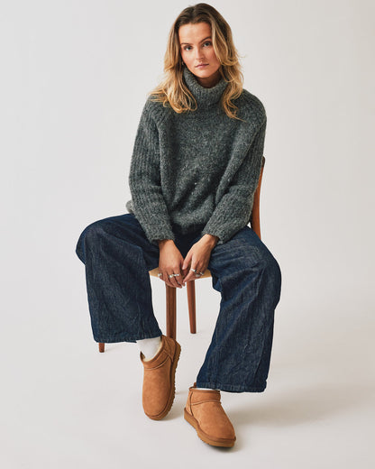 Classic Ultra Mini Boot Chestnut